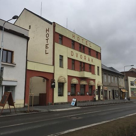 Hotel Dvorak Chrast Exterior foto